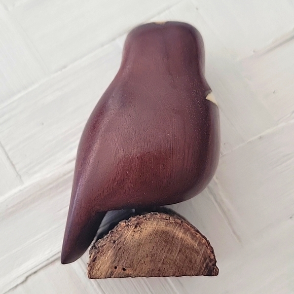 Hand Carved Wooden Owl Sitting on a Log with Inlayed Eyes Wing and Top of Head - Picture 7 of 10